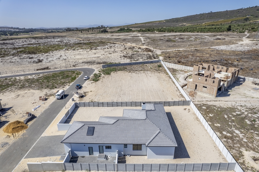 4 Bedroom Property for Sale in Haasendal Western Cape